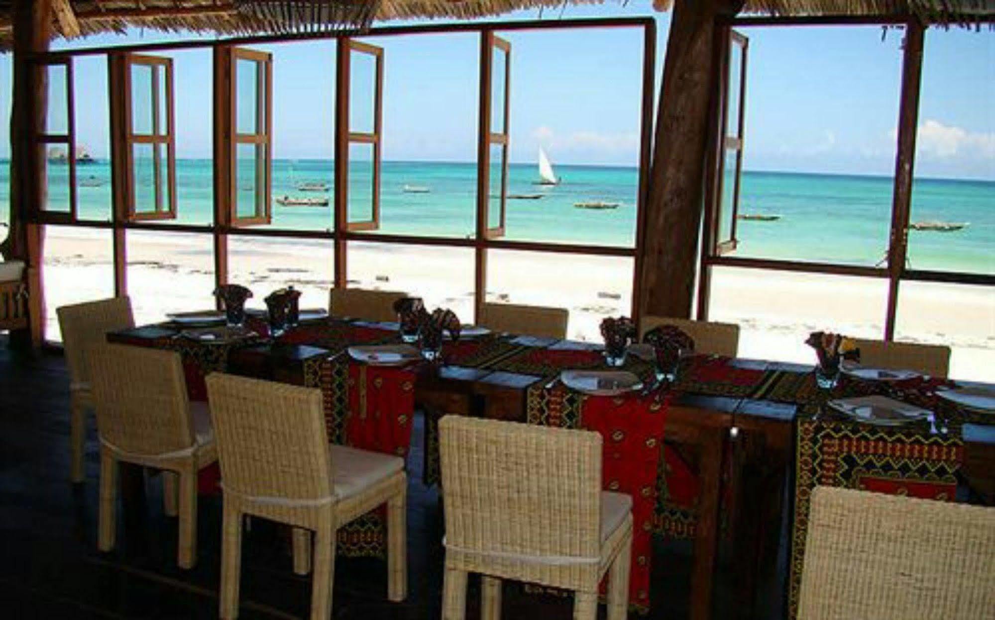 Hotel Albatross Ocean View Dongwe Exterior foto